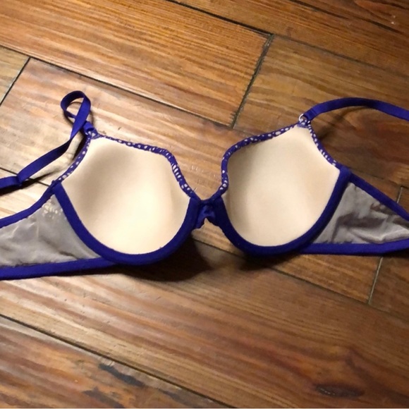 Victoria secret purple bra size 34B - Picture 4 of 7